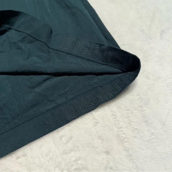 Athleta MOMENTUM SEAMLESS TOP Long Sleeve Athletic Top Dark Green Women’s small - Picture 4 of 12
